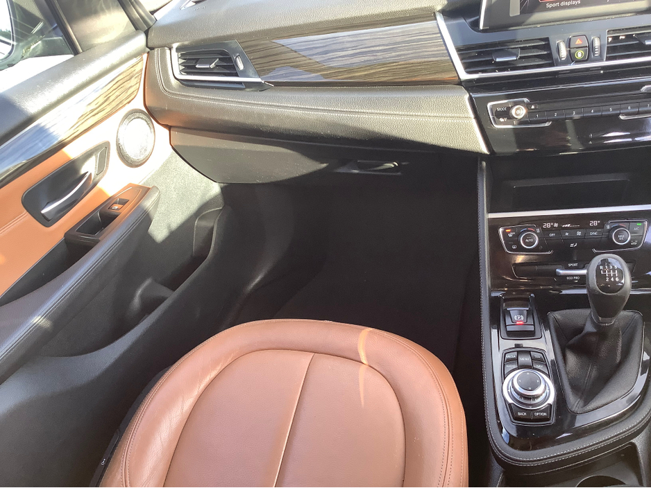 2015 BMW 2 Series 218D LUXURY ZL2K 4DR €9,500