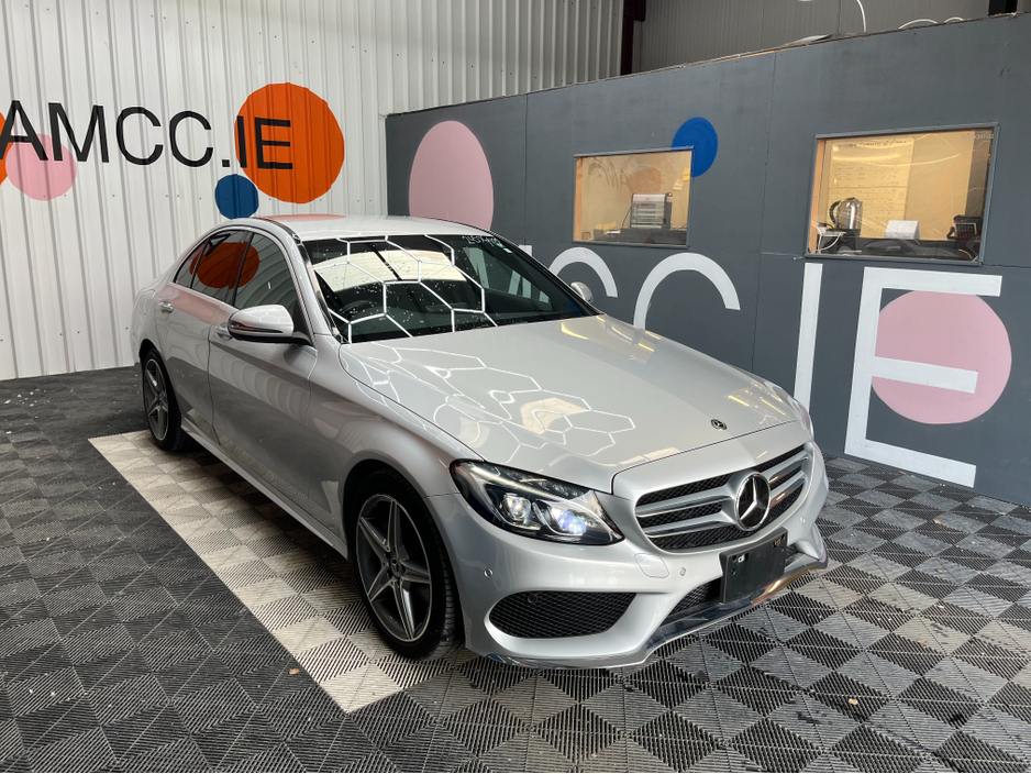 2018 Mercedes-Benz C Class Mercedes C-CLASS C220D / Heated Leather Seats / Reverse Camera / Adaptive Cruise & More €29,950