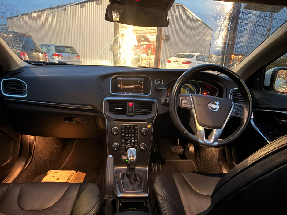 2014 Volvo V40 2.0 D4 ES AUTO €10,499