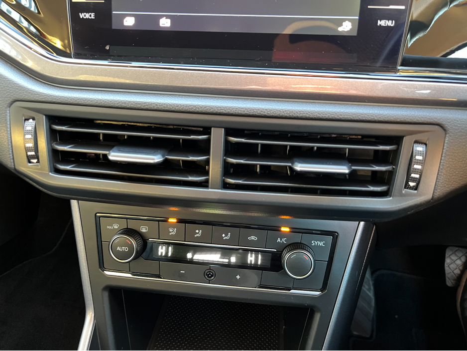 2018 Volkswagen Polo HIGHLINE AUTOMATIC 1.0 PETROL //HIGH SPEC//LOW MILES//ADAPTIVE CRUISE CONTROL//CARPLAY//REVERSE CAMERA//KEYLESS ENTRY// €14,950