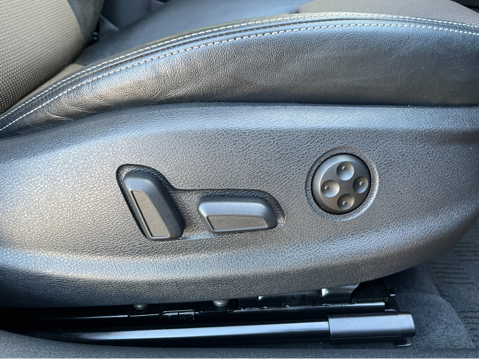 2018 Audi A3 S-LINE SALOON AUTOMATIC 1.4 PETROL //HIGH SPEC//LOW MILES//HALF LEATHER HEATED SEATS//ADAPTIVE CRUISE CONTROL//KEYLESS ENTRY// €22,950