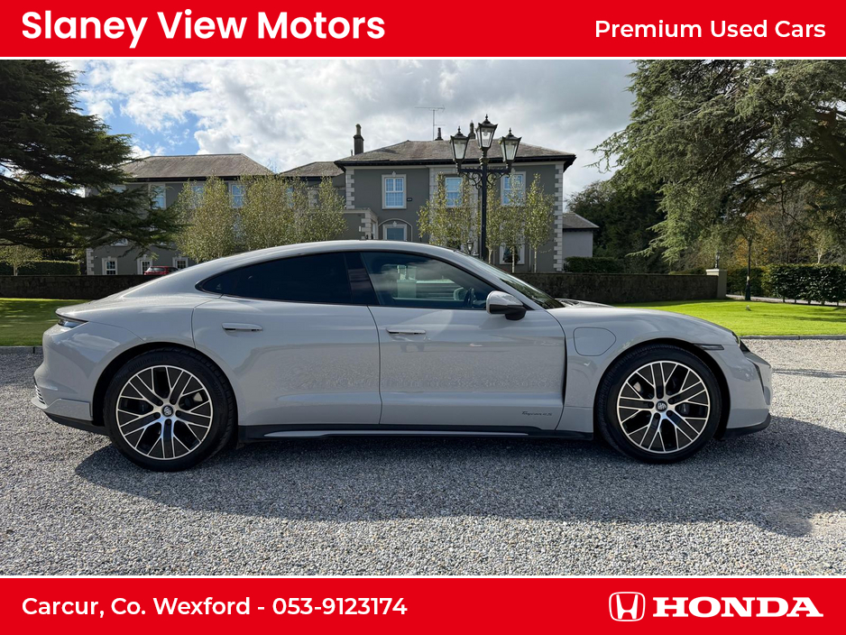 2022 Porsche Taycan 4X2 AUTO €69,950