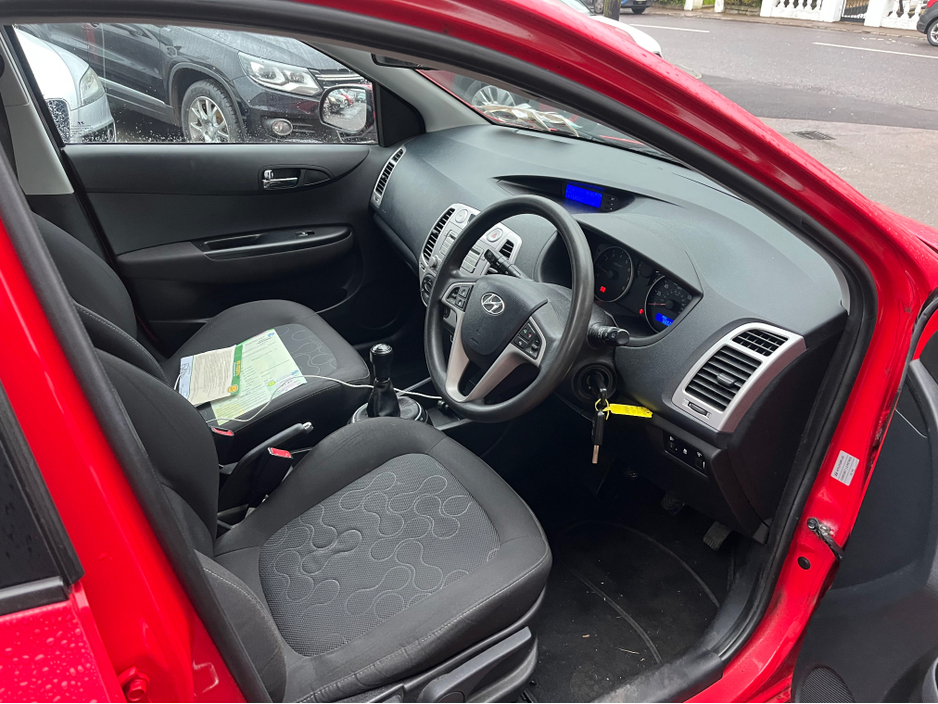 2012 Hyundai i20 COMFORT 76BHP 5DR €4,500