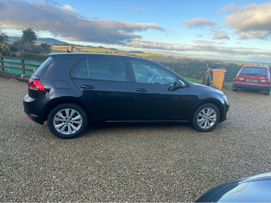 2017 Volkswagen Golf 1.2 5DR AUTO €17,950