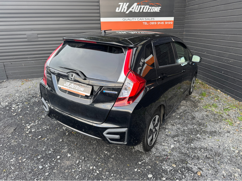 2016 Honda Fit 1.5 HYBRID AUTO €9,995