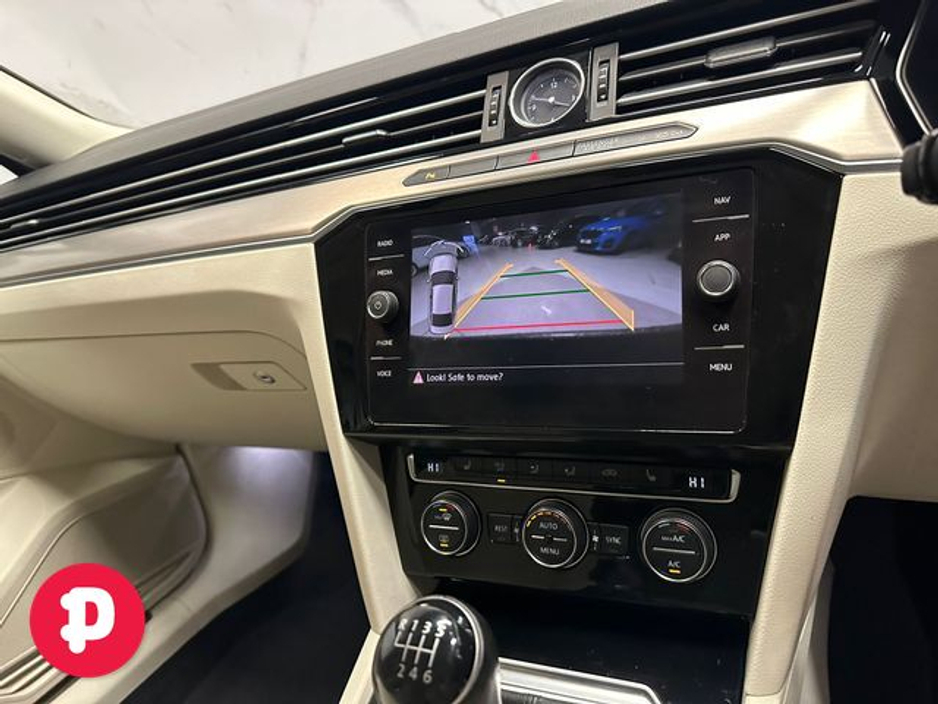 2018 Volkswagen Passat Highline 1.6TDI 120HP 4DR - Straight Sale Discount €19,950