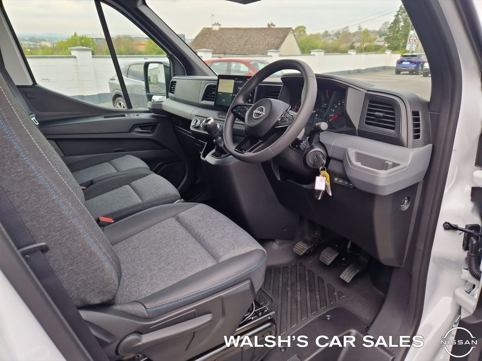 2026 Nissan Interstar L3H2 FWD 130 SV PREMIUM + HEATED WINDSCREEN MY25 €35,162