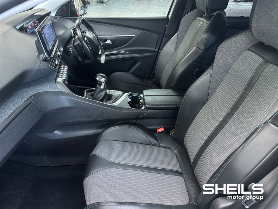 2021 Peugeot 5008 1.5 Diesel Allure 130BHP 7 Seats €34,950