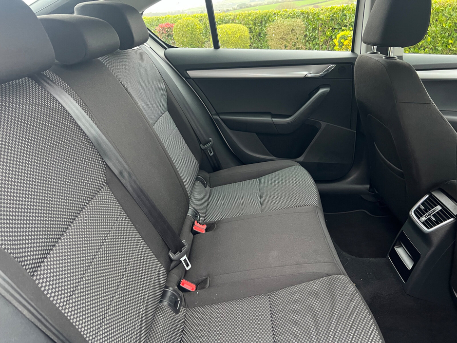 2017 Skoda Octavia AMBITION 1.0TSI 115HP €12,950