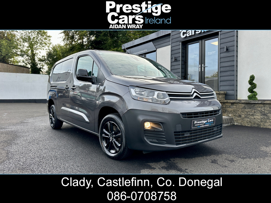 2020 Citroen Berlingo 1.5 BLUEHDI DRIVER 950 KG AUTOMATIC 130 BHP XL,LONG WHEEL BASE,METALLIC GREY,REVERSE CAMERA,FRONT AND REAR PARK SENSORS,FACTORY COLOUR CODED,APPLE CAR PLAY,NEW TIMING CHAIN,*NO VAT*READ ADD €12,850