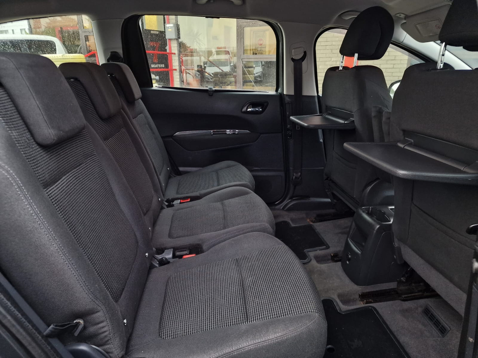 2012 Peugeot 5008 ACTIVE 1.6 HDI 112 7 SEATS 4DR €4,900