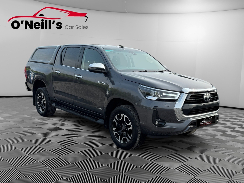 2021 Toyota Hilux INVINCIBLE D-4D 4WD #230 €32,999