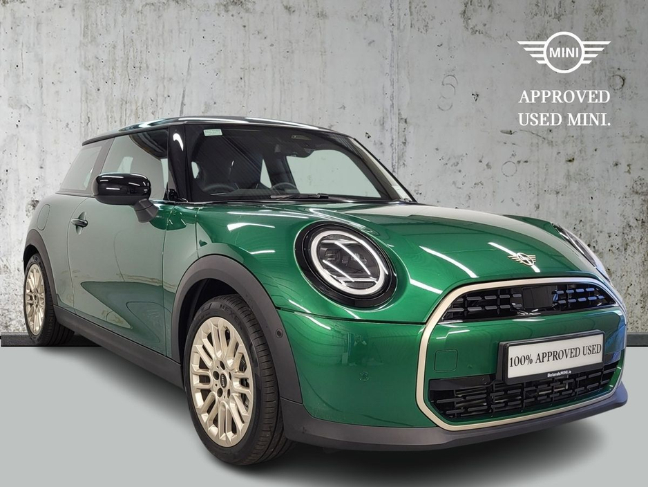 2025 MINI Hatch COOPER Cooper C exclusive €41,615