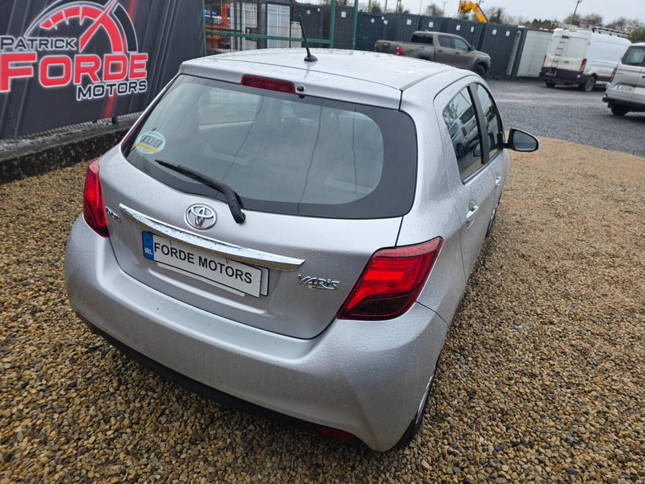 2015 Toyota Yaris 1.0 VVT-i 3Dr Sol €7,950