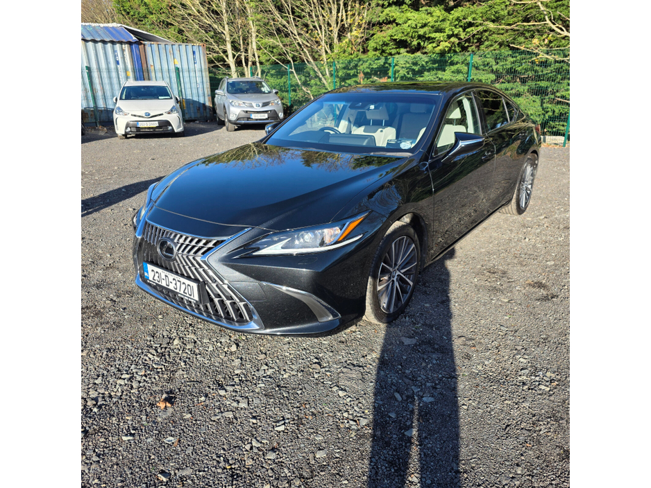 2023 Lexus ES 300 H ES300h Dynamic €43,950