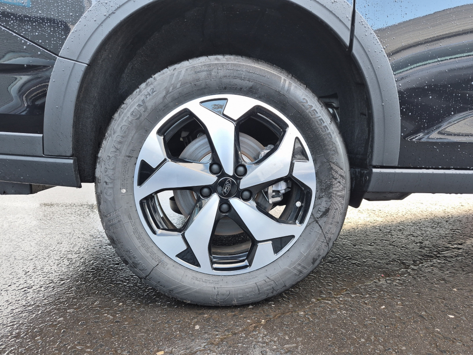 2026 Ford Tourneo Connect Active Lowered Floor Wheelchair Access