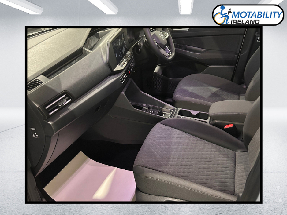 2026 Volkswagen Caddy Maxi Life Wheelchair Accessible Taxi €69,995