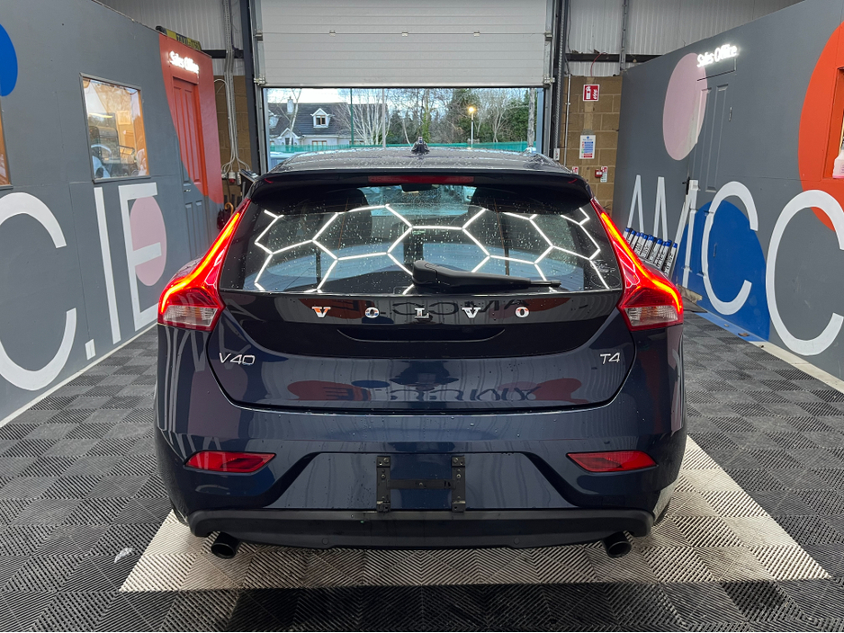 2015 Volvo V40 €11950 2015 VOLVO V40 T4 SE 1.6 AUTOMATIC / CRUISE CONTROL / REVERSE CAMERA / ELECTRIC MEMORY & HEATED SEATS €11,950