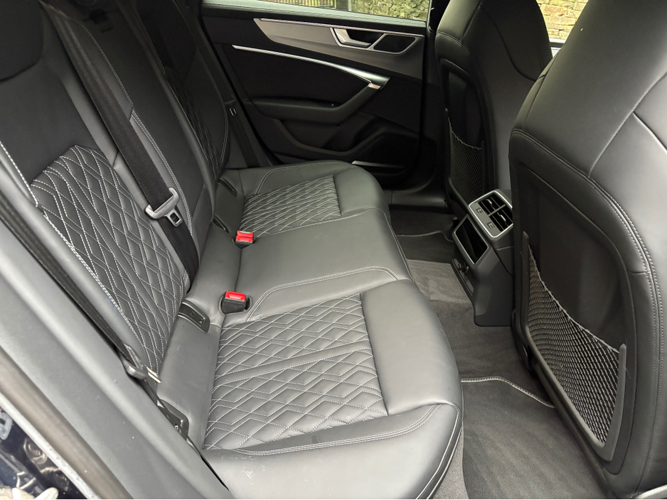 2023 Audi A7 55 TFSI E COMPETITION €55,950