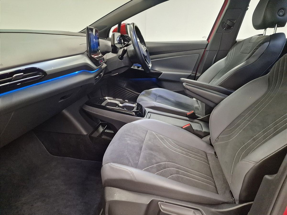 2022 Volkswagen ID.4 LIFE 77kWh 204HP €23,975