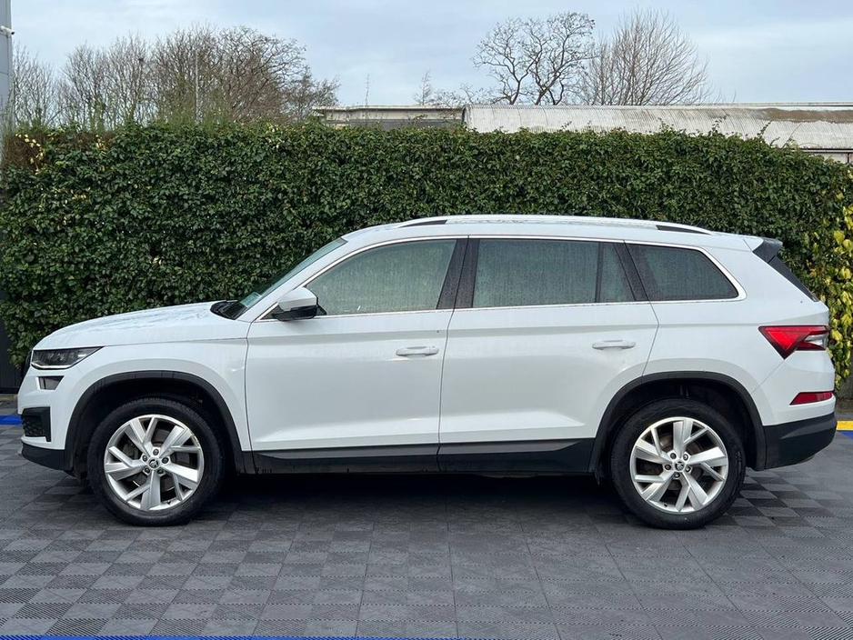 2022 Skoda Kodiaq STYLE 7-SEATER 2.0 TD AUTO // LEATHER HEATED SEATS // APPLE CARPLAY/ANDROID AUTO // BACKSEAT CLIMATE CONTROL €29,950