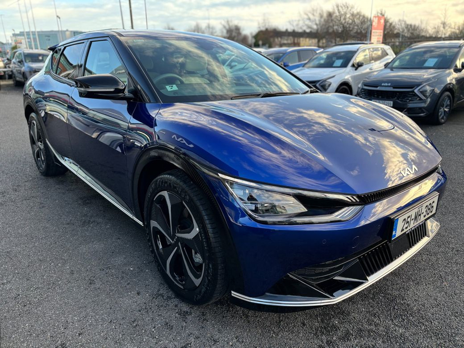 2025 Kia EV6 Earth SEM (Finance available at 3.9% apr) €45,995