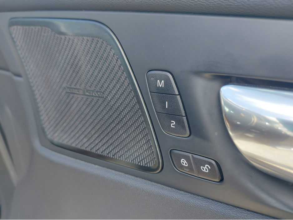 2020 Volvo XC60 D4 INSCRIPTION 5DR AUTO €39,950