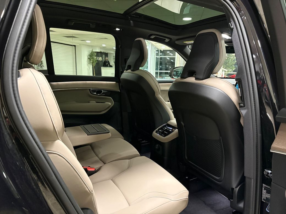 2025 Volvo XC90 T8 PLUS AWD 7-SEATER=BLONDE LEATHER//PAN ROOF//AS NEW=2 YEAR WARRANTY=TAILORED FINANCE PACKAGES INCL PCP AVAILABLE=TRADE IN'S WELCOME €81,995