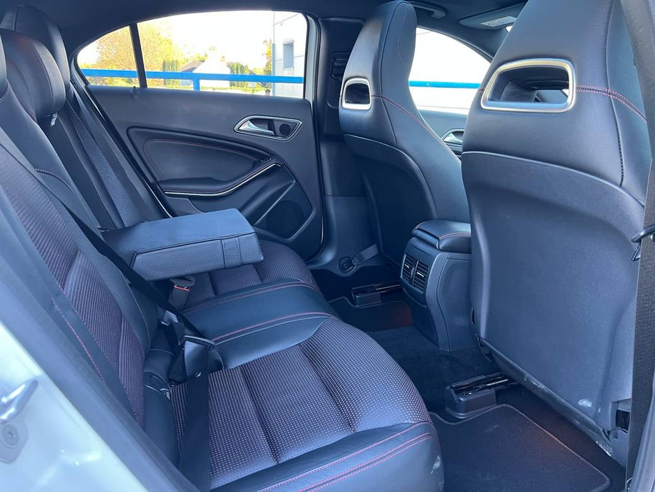 2015 Mercedes-Benz A Class A180 AMG-LINE 1.6 AUTO // PAN ROOF // REVERSE CAMERA // ADAPTIVE CRUISE CONTROL €16,950