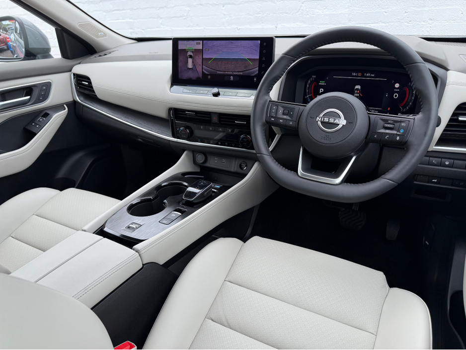 2025 Nissan X-Trail Leather Side Steps SVE Hybrid €51,995