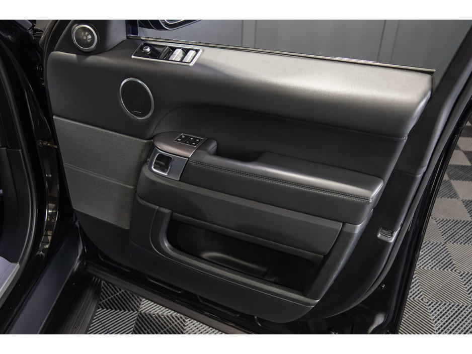 2019 Land Rover Range Rover Sport  €38,211