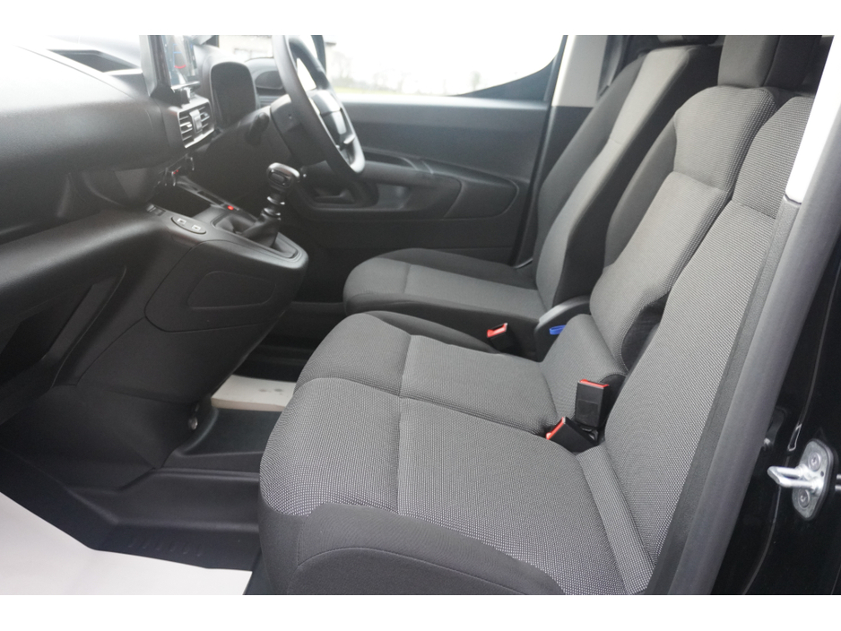 2024 Opel Combo SPORT L1H1-1.5 100PS D-6SP