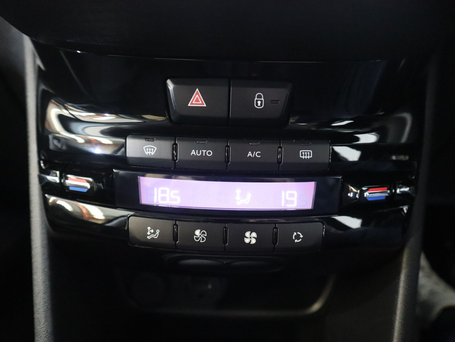 2016 Peugeot 2008 *33*  ACTIVE 1.6 BLUE HDI 100 4 4DR €11,900