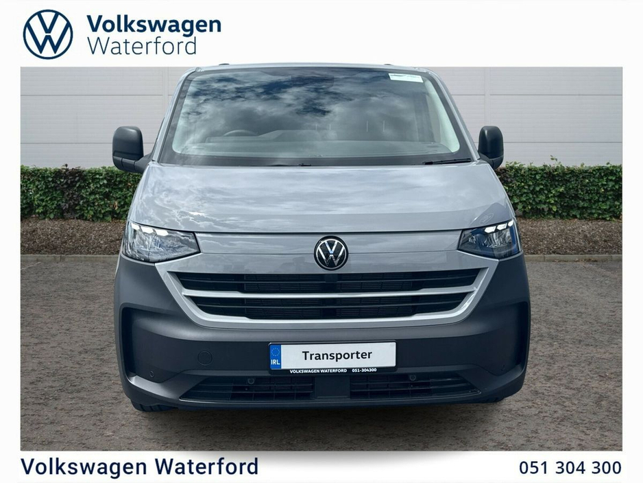 2025 Volkswagen Transporter  €33,475