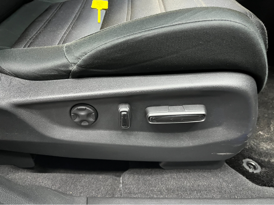 2019 Honda CR-V €27950! 2019 HONDA CR-V EX 2.0 AUTOMATIC / CRUISE CONTROL / REVERSE CAMERA / ELECTRIC MEMORY & HEATED SEATS / €27,950