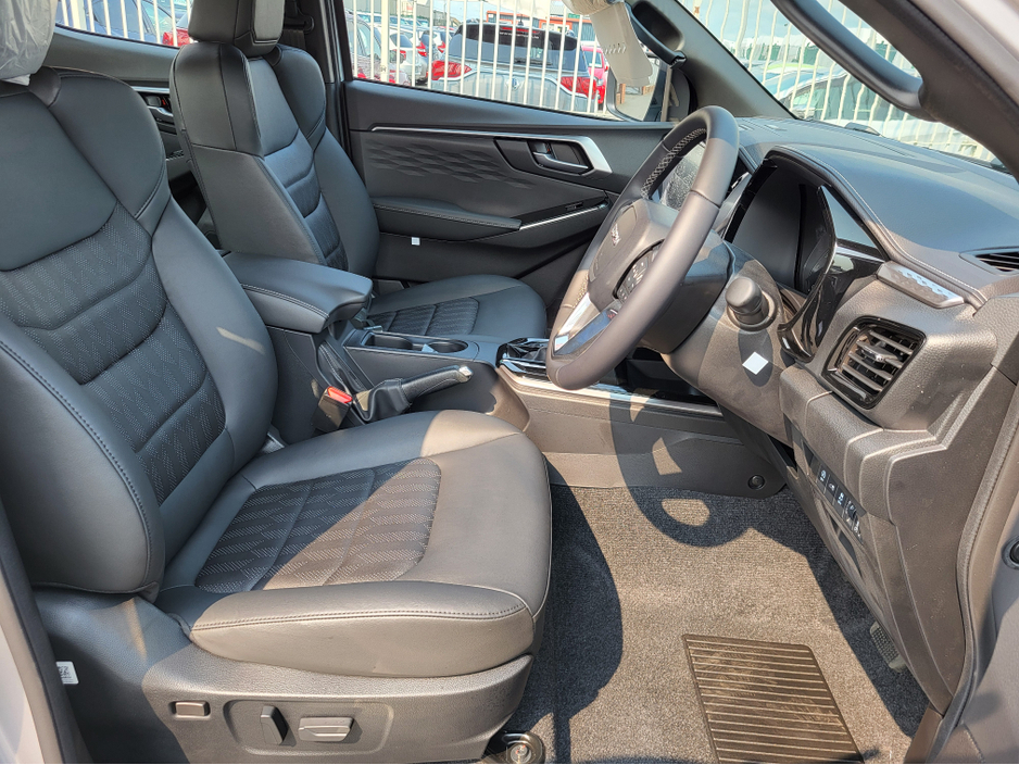 2026 Isuzu D-MAX (5yr warranty) 1.9 Turbo diesel double cab 001679 €45,999