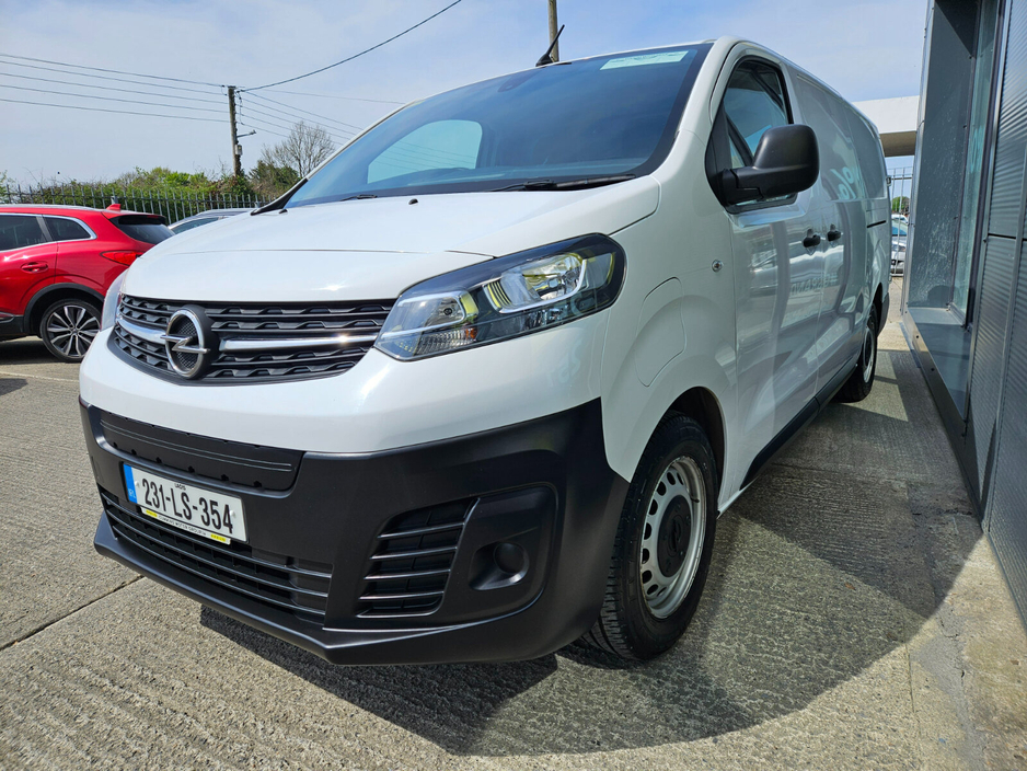 2023 Opel Vivaro  €22,000