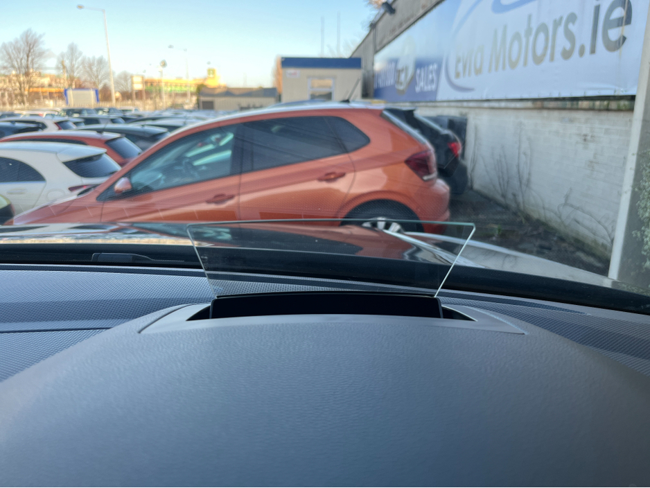 2020 Volkswagen Tiguan R-LINE 4MOTION AUTOMATIC 2.0 DIESEL //HIGH SPEC//360 PARKING CAMERAS//HEAD UP DISPLAY//HEATED FRONT AND REAR SEATS// €34,950