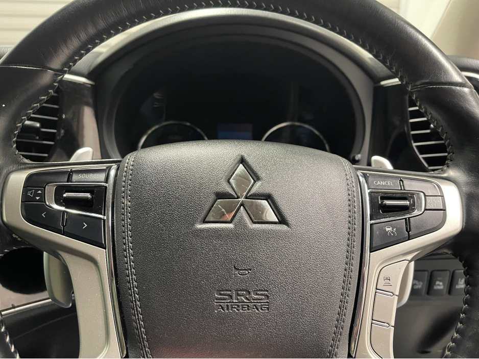 2018 Mitsubishi Outlander (Low Km's) HYBRID 2.4 PHEV AUTOMATIC 5DR MODEL  www.bolandscarcentre.ie €20,900