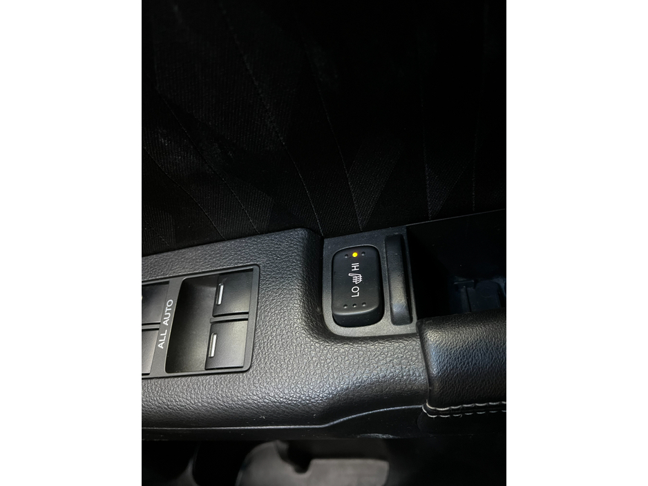 2020 Honda Odyssey €28950! 2020 HONDA ODYSSEY HYBRID ABSOLUTE EX SENSING 2.0 AUTOMATIC / CRUISE CONTROL / REVERSE CAMERA / ELECTRIC HEATED SEATS / POWER SLIDING SEATS €28,950