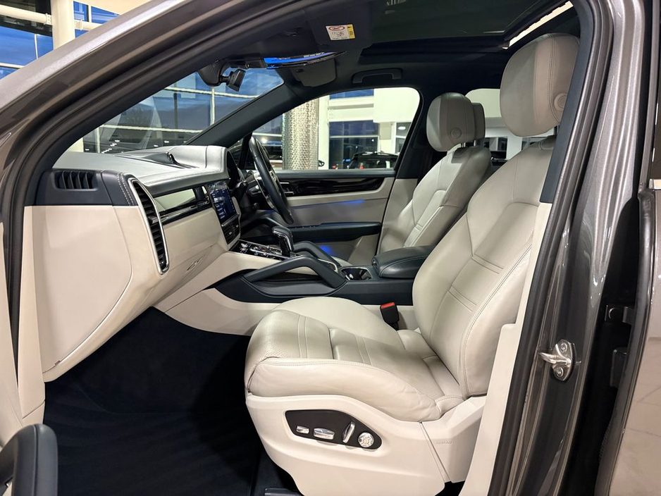 2020 Porsche Cayenne 3.0 V6 E-HYBRID=HUGE SPEC//PAN ROOF//201 D REG=TAILORED FINANCE PACKAGES INCL PCP AVAILABLE=TRADE IN'S WELCOME €59,995