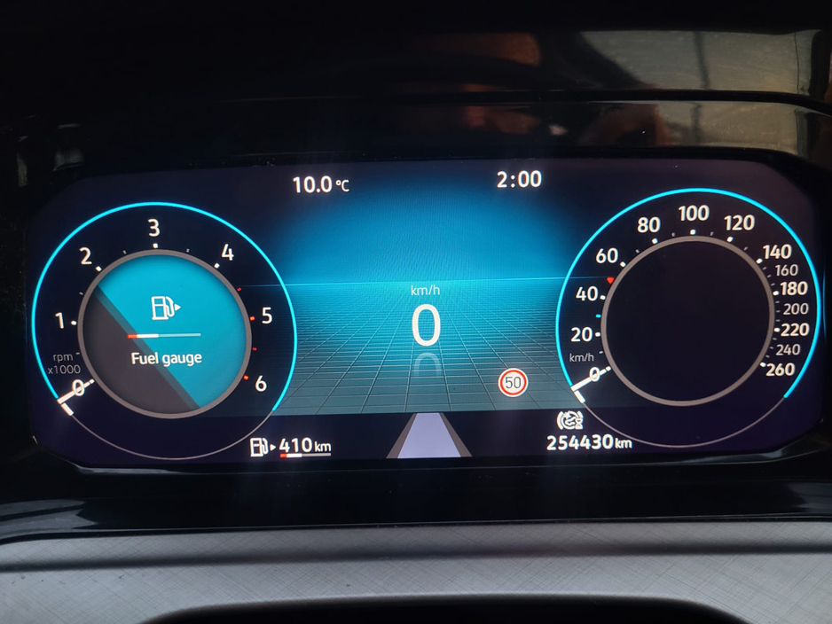 2021 Volkswagen Golf  €14,999