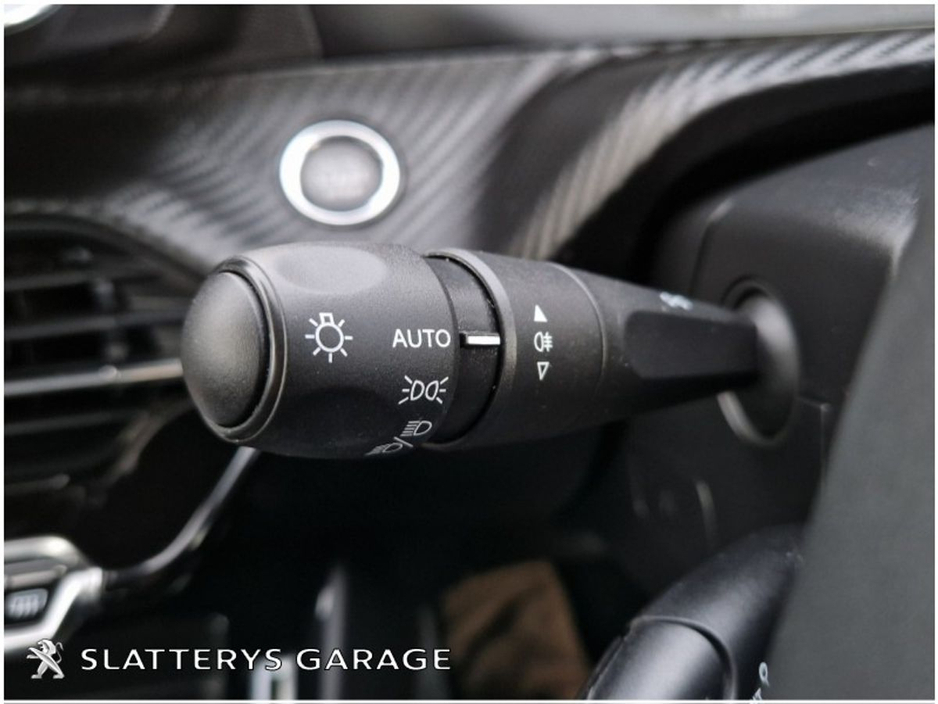 2022 Peugeot 208 1.2 Puretech 75 bhp Active €15,995