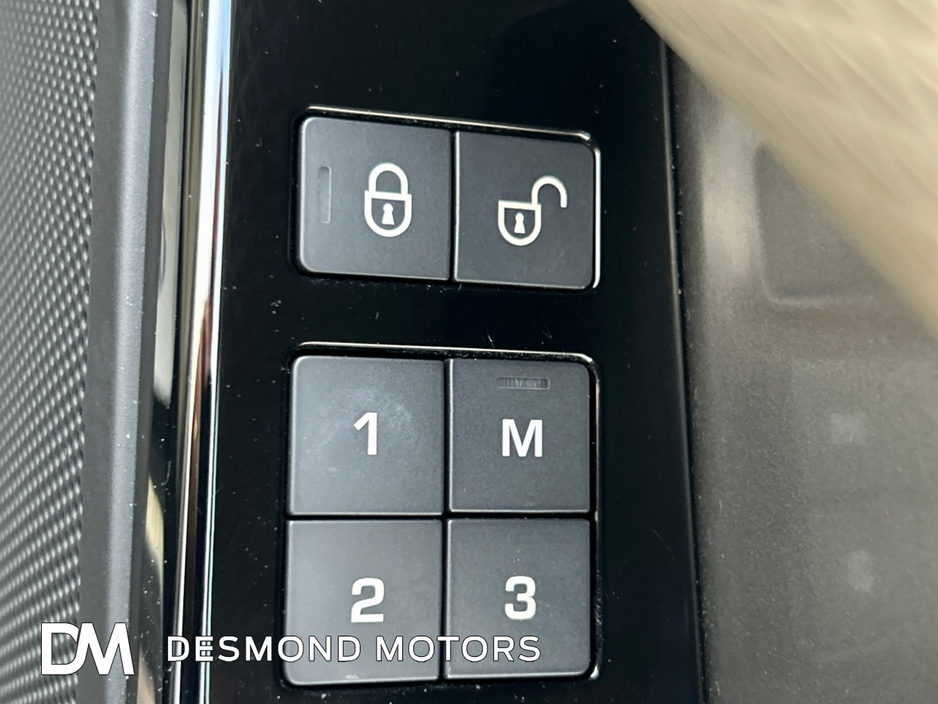 2018 Land Rover Range Rover Velar VEL 2.0 TD4 S 5DR AUTO €30,899