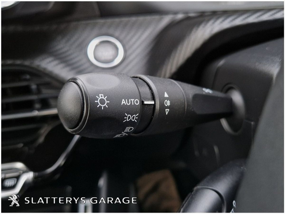 2022 Peugeot 208 1.2 Puretech 75 bhp Active €15,995