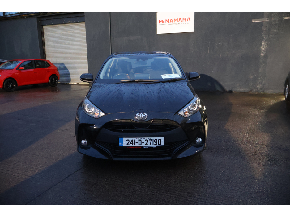 2024 Toyota Yaris LUNA 5dr Manual Great Spec! €19,995