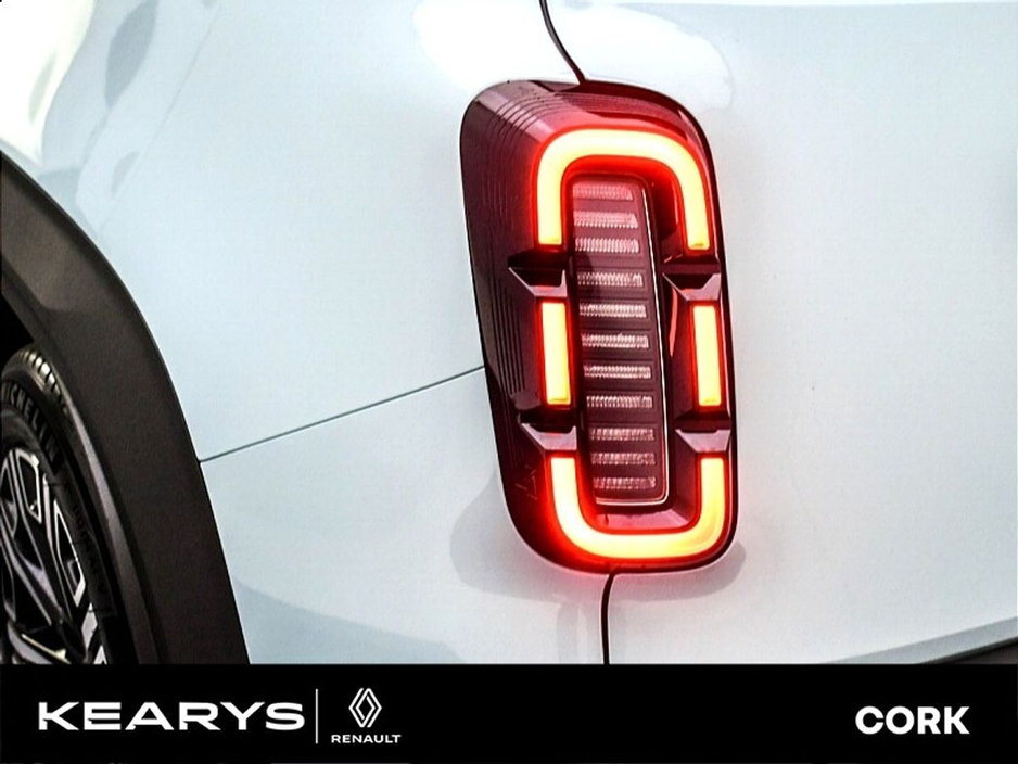 2026 Renault 4 Iconic Order Your 261 Today! €34,995