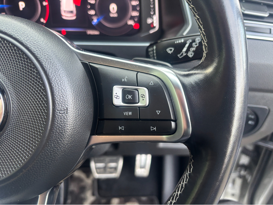 2020 Volkswagen Tiguan R-LINE 4MOTION AUTOMATIC 2.0 DIESEL //LOW MILES//HIGH SPEC//360 PARKING CAMERAS//HEATED FRRONT AND REAR SEATS//HEAD UP DISPLAY// €34,950