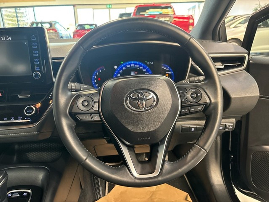 2020 Toyota Corolla HYBRID LUNA H/B AUTO €21,495