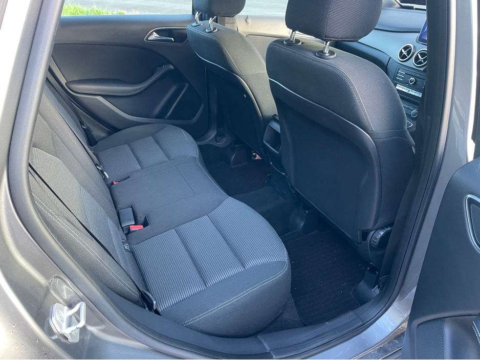 2016 Mercedes-Benz B Class B SERIES  5DR AUTOMATIC €13,750
